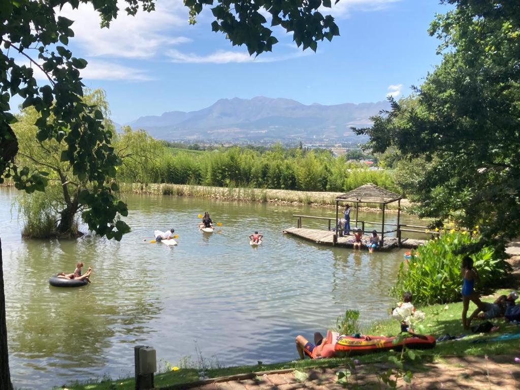 Picardie Guest Farm Paarl Buitenkant foto